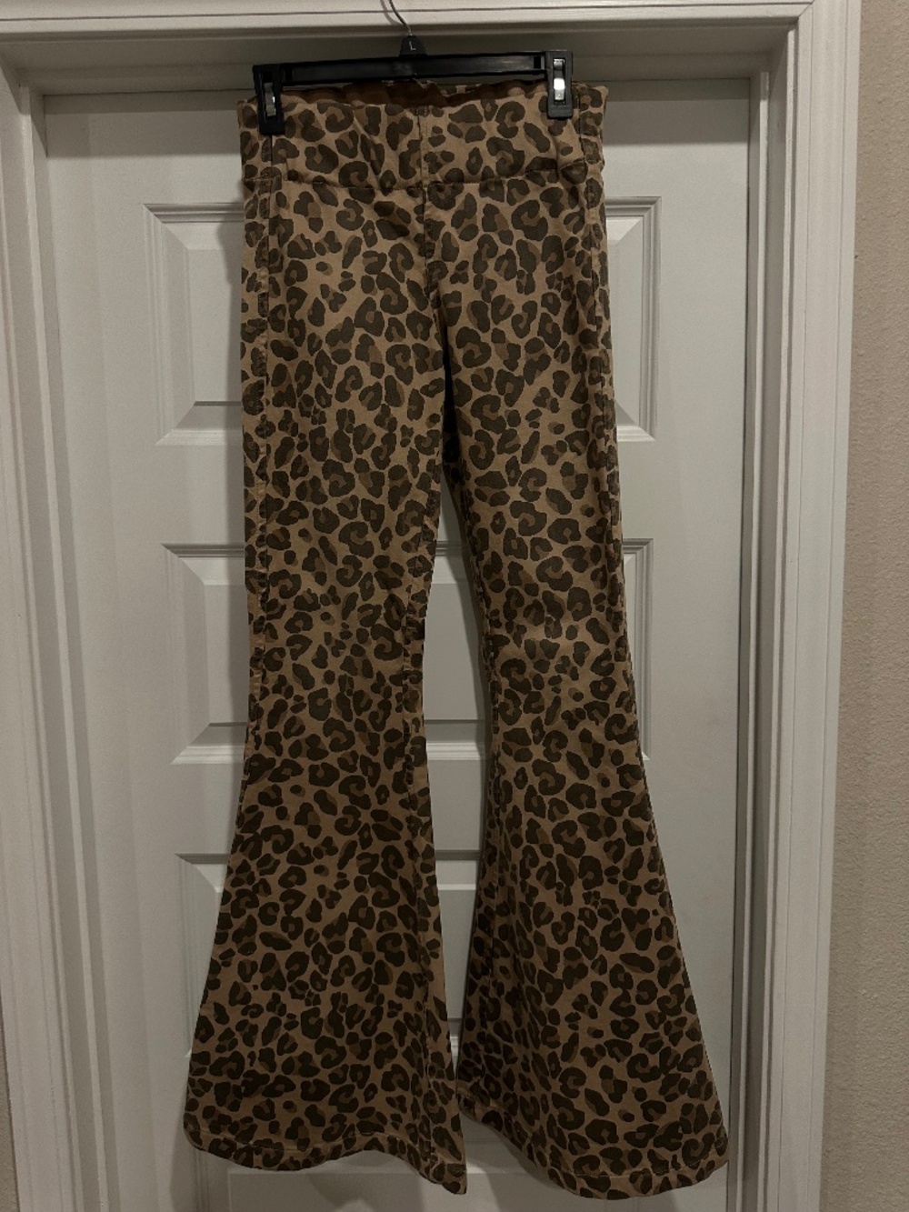 Judith March elastic waistband pants